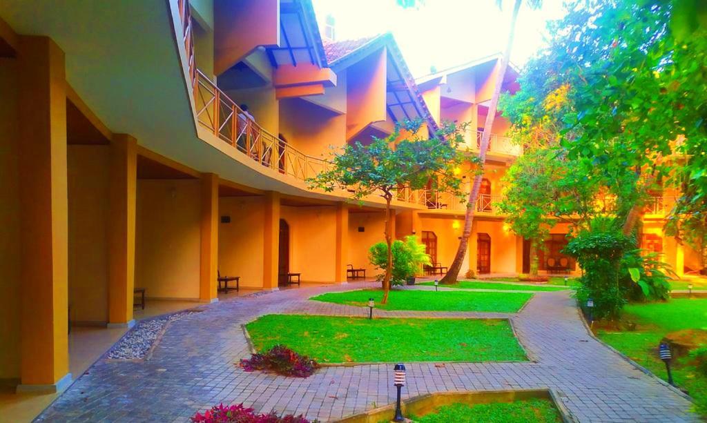Pelwehera Village Resort Дамбулла Экстерьер фото